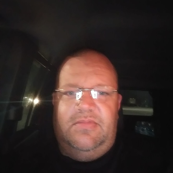 Meet your Posher, Jeff - Picture 1 of 1